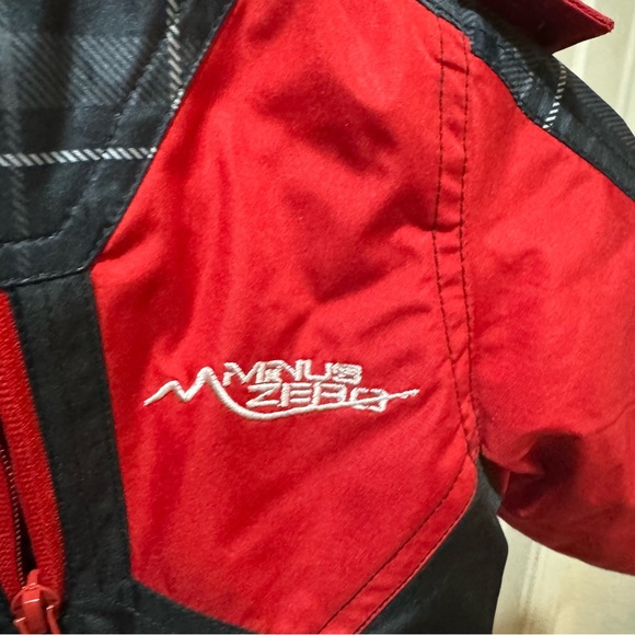Below Zero  Boy or Girl Red 12 month toddler Jacket - Picture 4 of 4